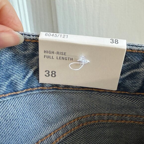 NWT Zara High Rise Wide Leg jeans - size 6 - Picture 4 of 5